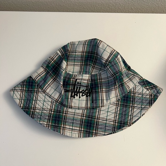 STUSSY PLAID BUCKET HAT ~ AS SEEN ON HAILEY BIEBER - Picture 2 of 5